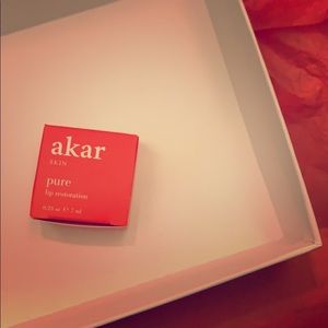 akar skin pure lip restoration 0.23 oz/7 ml